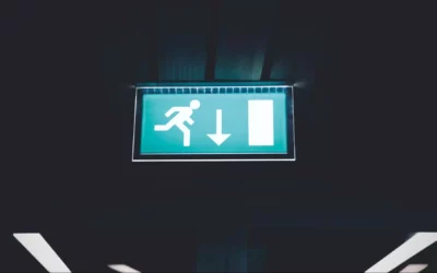 Réglementation des issues de secours : guide complet